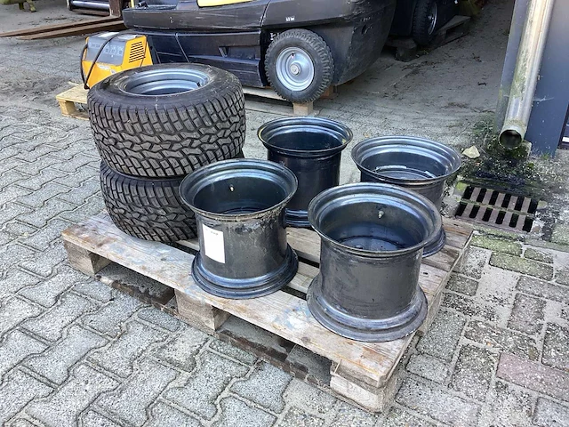 Band met velg (2x) - afbeelding 1 van  10
