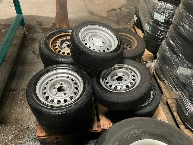Band met velg (9x) - afbeelding 1 van  6