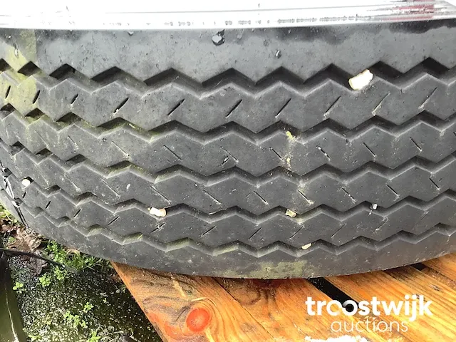 Band met velg - afbeelding 4 van  4
