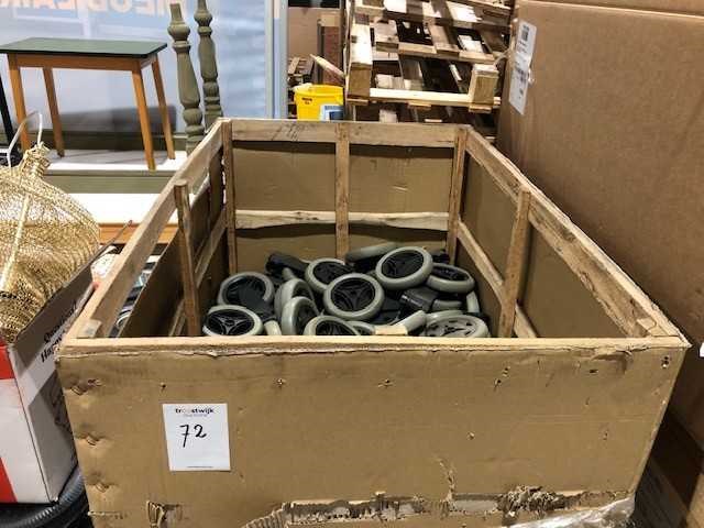 Band, wiel en velg grote partij - afbeelding 1 van  4