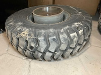 Band - afbeelding 2 van  4