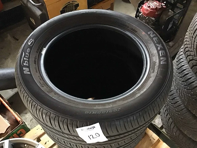 Banden 205/55/16 velg (4x) - afbeelding 1 van  6