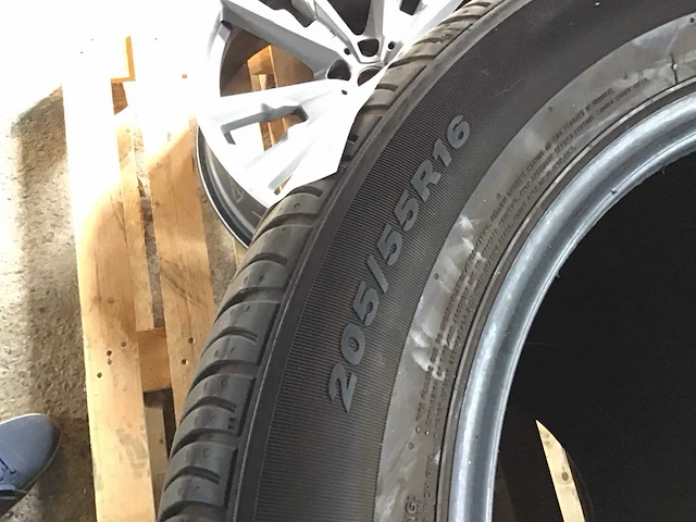 Banden 205/55/16 velg (4x) - afbeelding 4 van  6