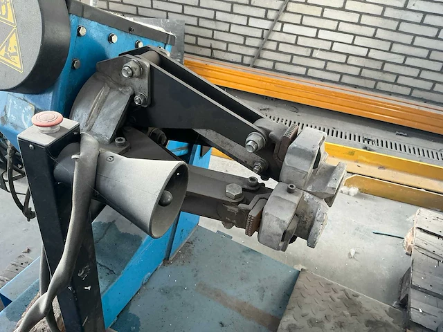Banden de-en montageapparaat - afbeelding 2 van  14