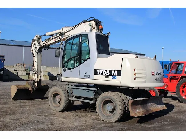 Banden graafmachine terex atlas 1705m - bj2005 - afbeelding 23 van  30