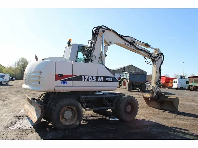 Banden graafmachine terex atlas 1705m - bj2005 - afbeelding 27 van  30
