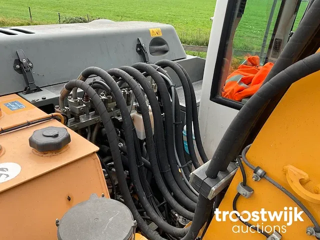 Banden graafmachine - afbeelding 7 van  39