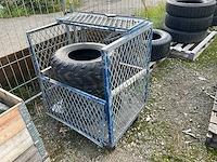 Banden in kar - afbeelding 1 van  4