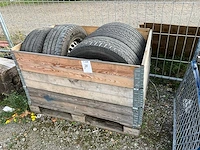 Banden in krat - afbeelding 1 van  4