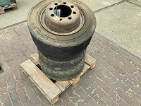 Banden met velg 700 x 12 heftruck toebehoren (4x) - afbeelding 6 van  6
