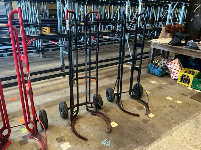 Banden steekwagen (2x) - afbeelding 1 van  3