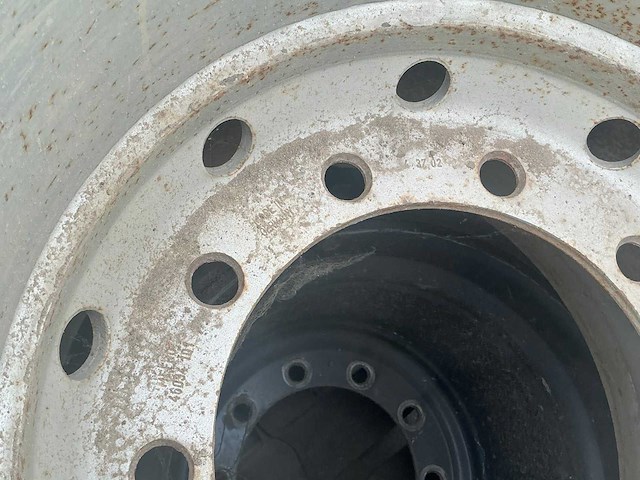 Banden voor graafmachine (set á 4 stuks) - afbeelding 12 van  17