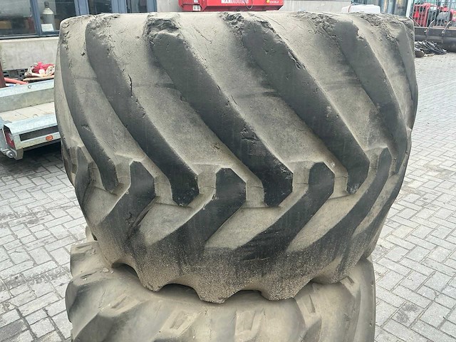 Banden voor graafmachine (set á 4 stuks) - afbeelding 15 van  17