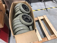 Banden, wielen en velgen (50x) - afbeelding 2 van  4