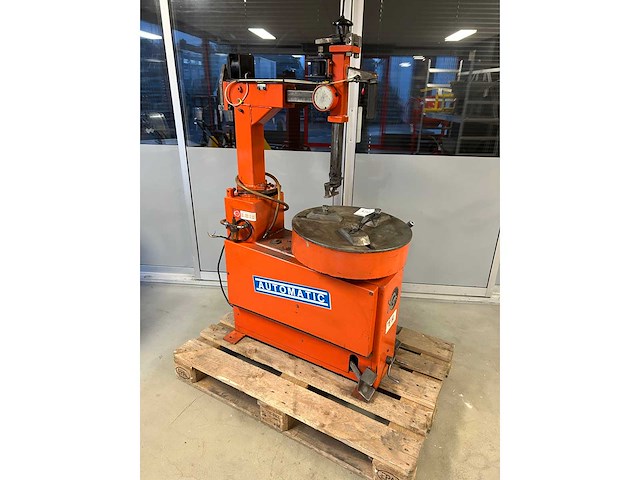 Bandenapparaat 400v. - afbeelding 8 van  9