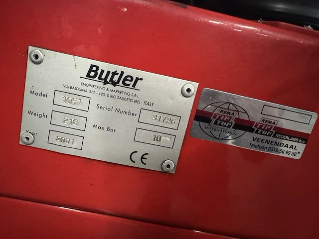 Bandendemonteermachine tot 24" butler airdraulic 1051, bouwjaar 2001 - afbeelding 2 van  10