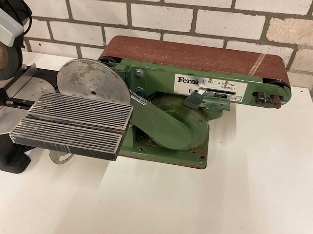 Bandschuurmachine & afkortzaag - afbeelding 2 van  7