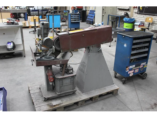 Bandschuurmachine grit gx75 met radiusslijp/uitsnijdmodule grit gxr. - afbeelding 2 van  3