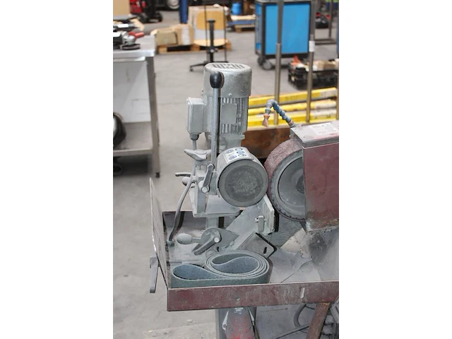 Bandschuurmachine grit gx75 met radiusslijp/uitsnijdmodule grit gxr. - afbeelding 3 van  3