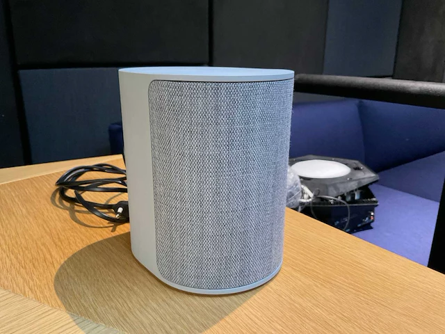 Bang & olufsen beoplay m3 smartspeaker - afbeelding 2 van  3