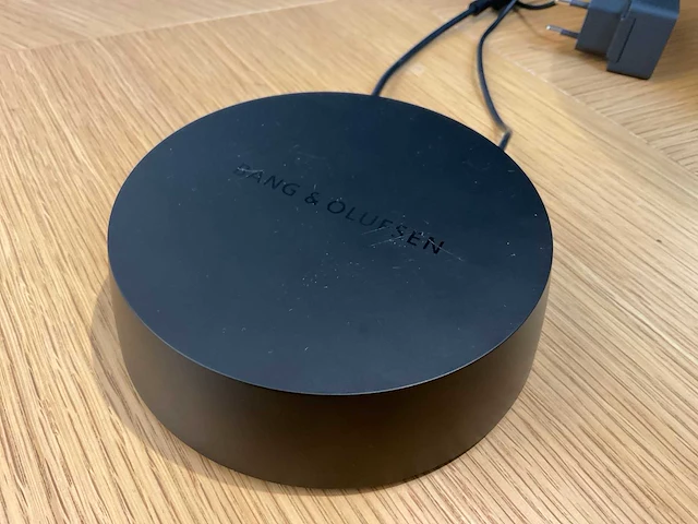 Bang & olufsen beosound core audio connection hub - afbeelding 1 van  4