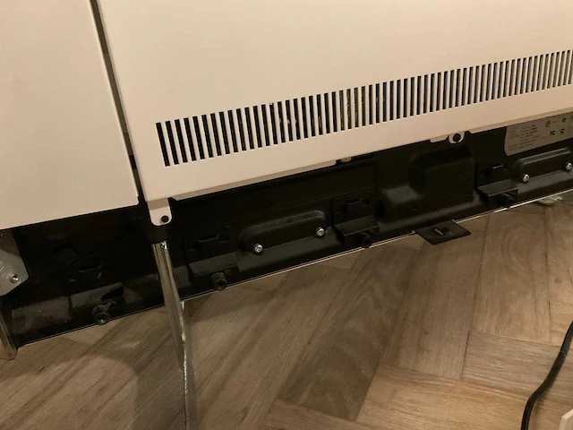 Bang & olufsen beovision 10 - 32 32” televisie - afbeelding 6 van  8