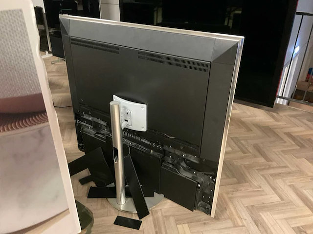 Bang & olufsen beovision 10 - 40 40” televisie - afbeelding 7 van  7