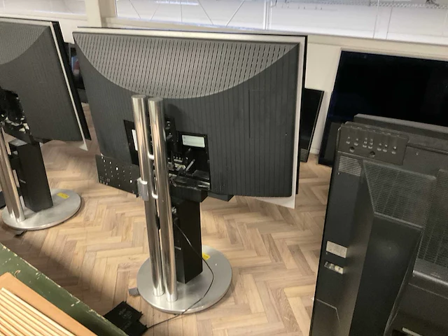 Bang & olufsen beovision 7 - 40 40” televisie - afbeelding 4 van  6