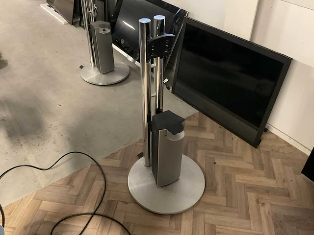 Bang & olufsen beovision 7- 40 40” televisie - afbeelding 4 van  6