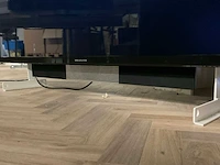 Bang & olufsen beovision avant 85 85” uhd 4k televisie - afbeelding 2 van  10