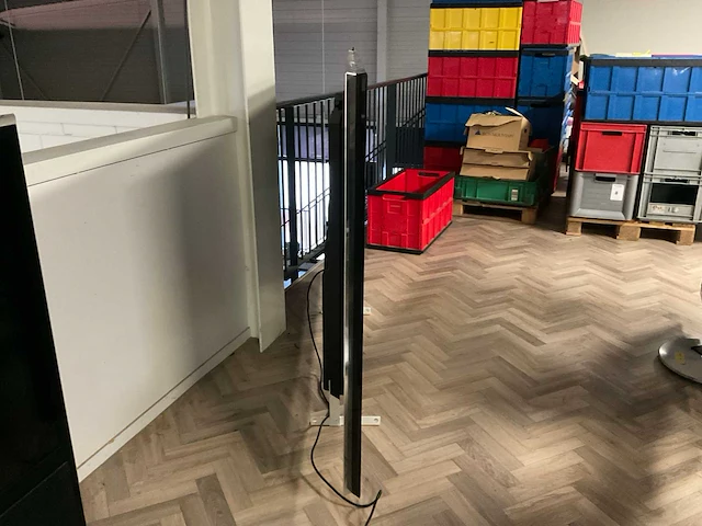 Bang & olufsen beovision avant 85 85” uhd 4k televisie - afbeelding 5 van  10