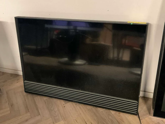 Bang & olufsen beovision horizon 40 40” uhd 4k televisie - afbeelding 4 van  8