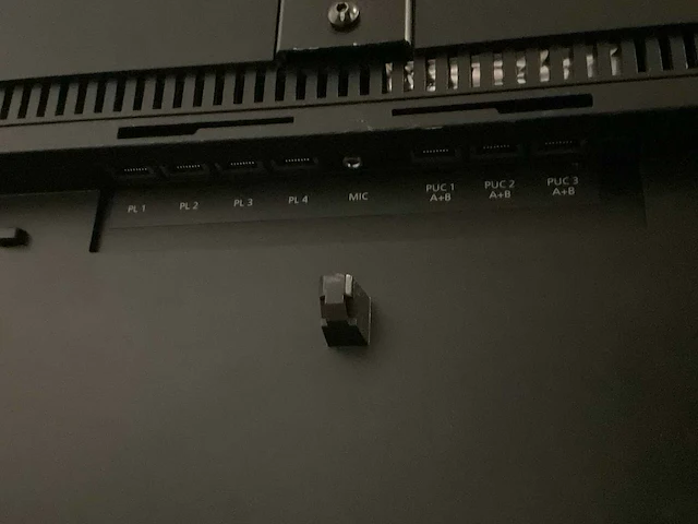Bang & olufsen beovision horizon 40 40” uhd 4k televisie - afbeelding 6 van  8