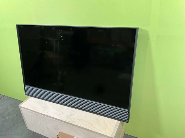 Bang & olufsen beovision horizon 48 televisie - afbeelding 1 van  6
