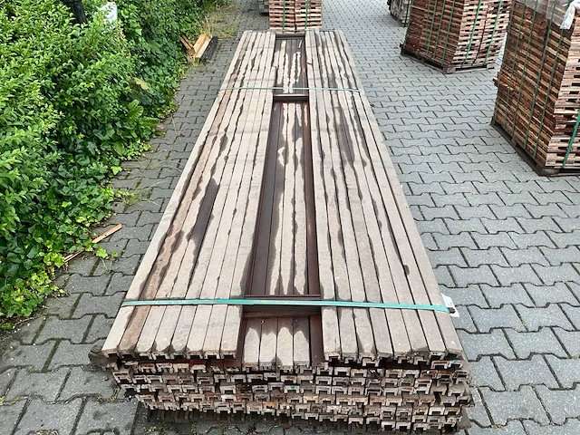 Bangkirai hardhout afdek kap (4000x46x33mm) (260x) - afbeelding 3 van  5