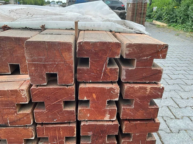 Bangkirai hardhout schuttingpaal (2000x90x90mm) (70x) - afbeelding 4 van  4