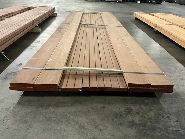 Bangkirai planken geschaafd 28x145 mm (11x) - afbeelding 2 van  6