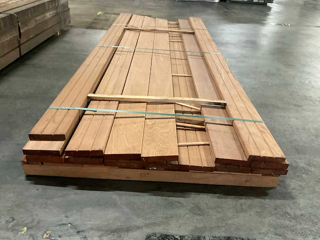 Bangkirai planken geschaafd 28x145 mm (15x) - afbeelding 2 van  6