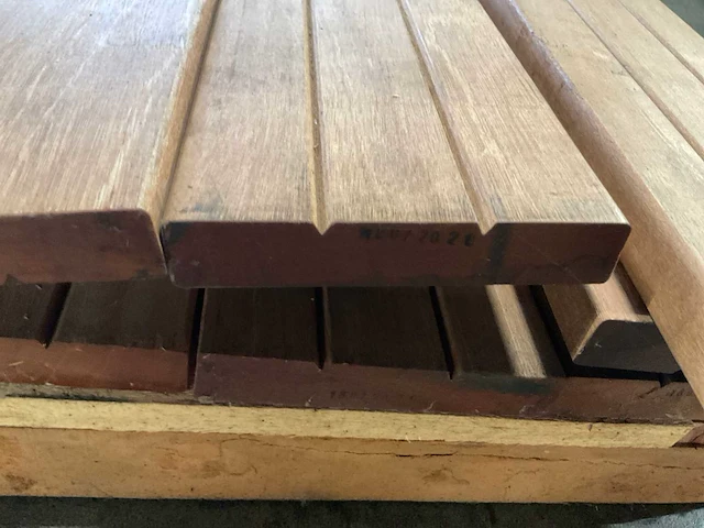 Bangkirai planken geschaafd 28x145 mm (15x) - afbeelding 6 van  6