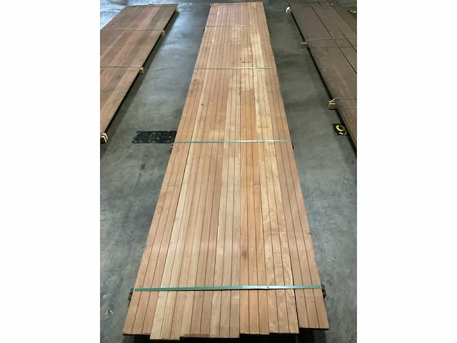 Bangkirai planken geschaafd 28x145 mm (7x) - afbeelding 5 van  6