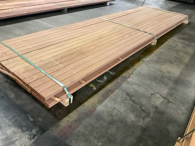 Bangkirai planken geschaafd 28x190 mm (10x) - afbeelding 3 van  6