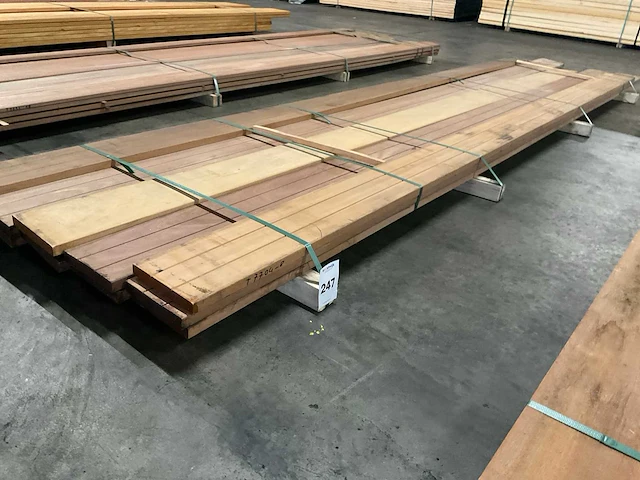 Bangkirai planken geschaafd 28x190 mm (12x) - afbeelding 1 van  6