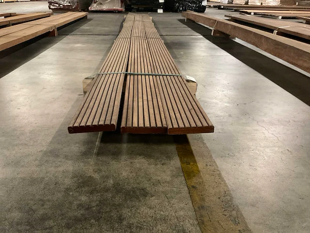 Bangkirai vlonderdelen antislip 21x145 mm (3x) - afbeelding 2 van  6