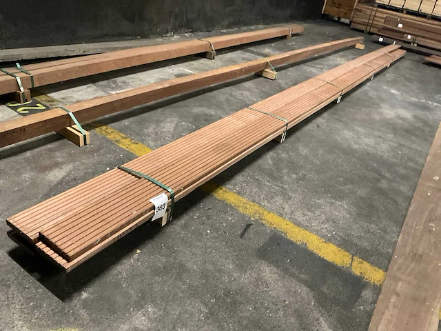 Bangkirai vlonderdelen antislip 25x145 mm (6x) - afbeelding 1 van  6