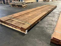 Bangkirai vlonderdelen antislip 28x145 mm (17x) - afbeelding 1 van  6