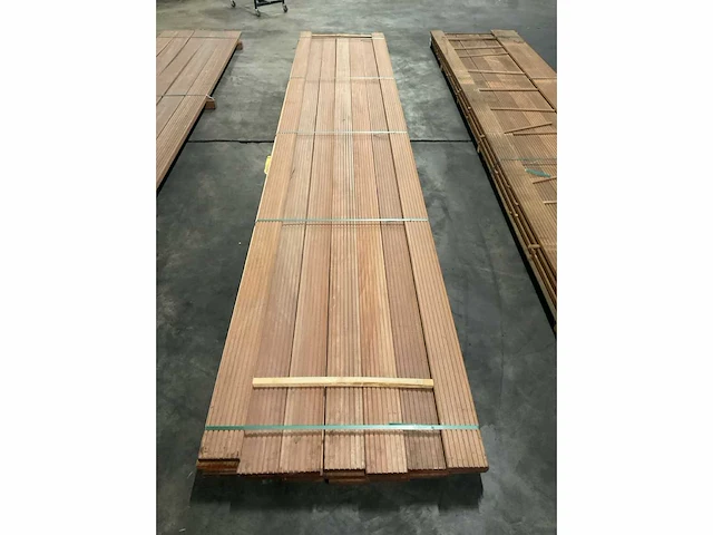 Bangkirai vlonderdelen antislip 28x145 mm (23x) - afbeelding 5 van  6