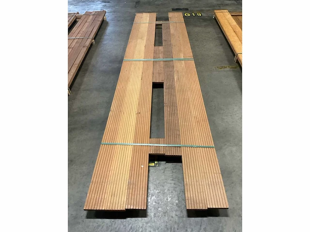 Bangkirai vlonderplank met antislip 28x145 mm (6x) - afbeelding 5 van  6