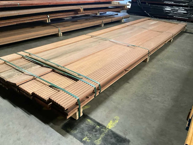 Bangkirai vlonderplanken antislip 21x145 mm (23x) - afbeelding 3 van  6