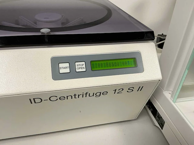 Banjo 12 s ii id centrifuge en id reader - afbeelding 4 van  6
