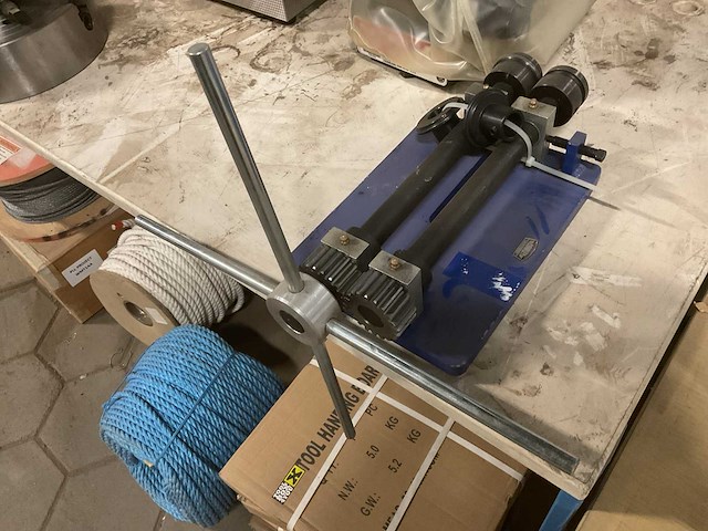 Bankschroef met kraalrol - afbeelding 3 van  4